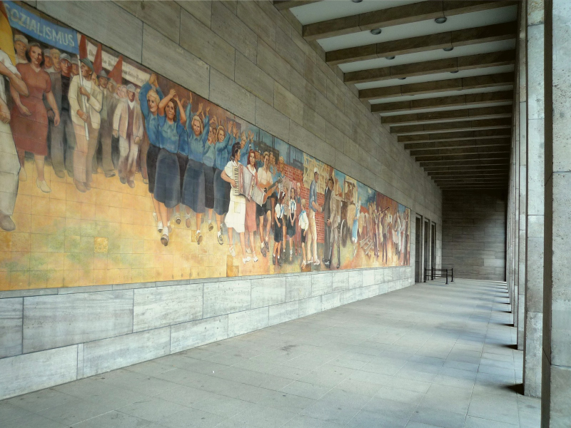Illustration for article titled The Melancholy, Crumbling Remains Of Great Socialist Murals
